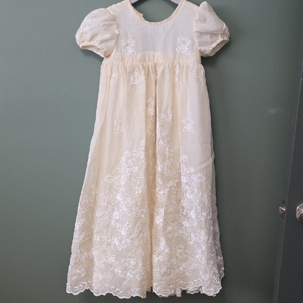 Ivory Lace Girls Dress/Christening Gown with Puff Sleeves